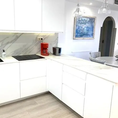 Golden Mile Oasis With Pool & Gym * Marbella