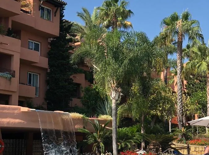 아파트 Golden Mile Oasis With Pool & Gym *