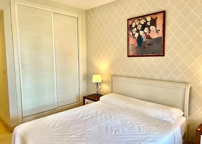 Golden Mile Oasis With Pool & Gym * Marbella